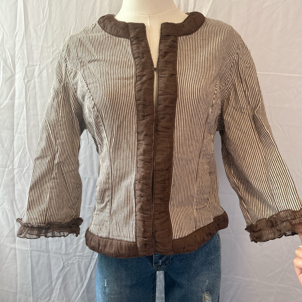 Ami Brown Blazer with V-Neckline and Ruffled Sleeves